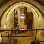 Szálloda Evanthia Cave 5*