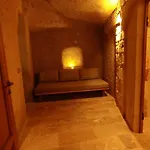 Szálloda Evanthia Cave 5*