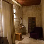 Szálloda Evanthia Cave 5*