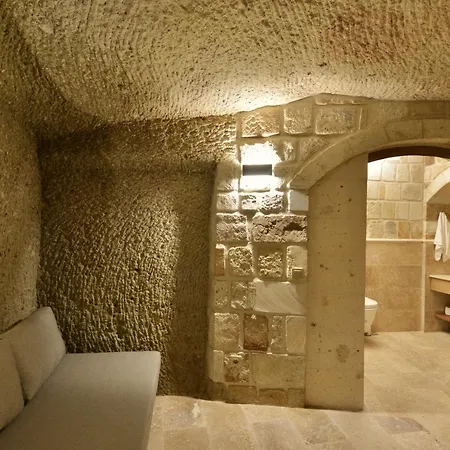Evanthia Cave Urgup