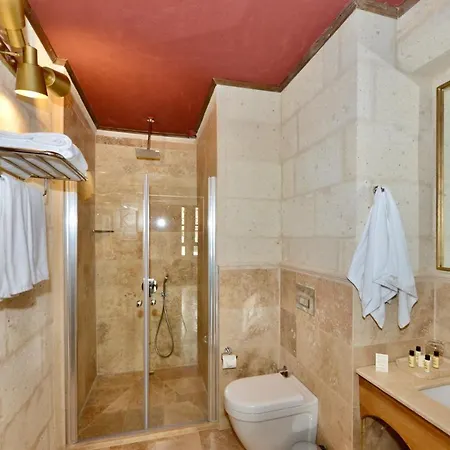 Evanthia Cave Hotel