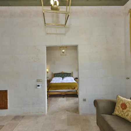 Hotel Evanthia Cave