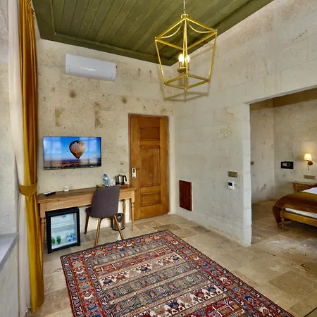 Evanthia Cave Hotel 5*