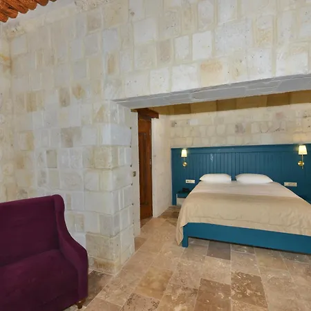 Evanthia Cave Hotel 5*