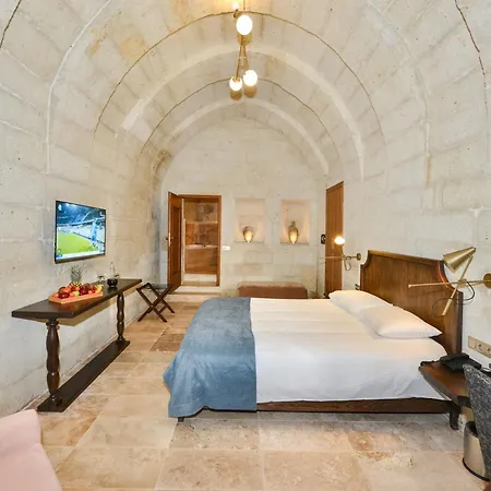Evanthia Cave Hotel 5*