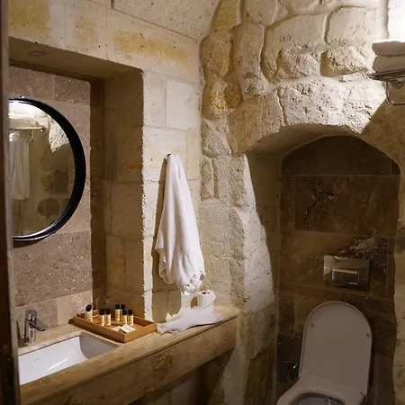 Evanthia Cave 5*