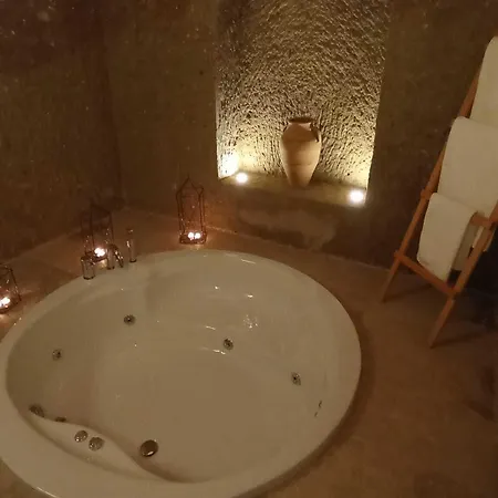 Evanthia Cave Hotel 5*