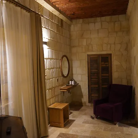 Hotel Evanthia Cave 5*