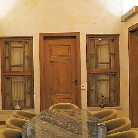 Hotel Evanthia Cave