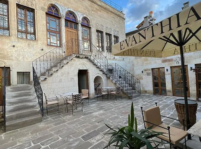 Evanthia Cave Hotell 5*