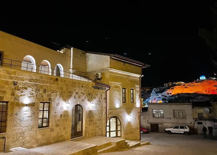 Evanthia Cave Hotell 5*