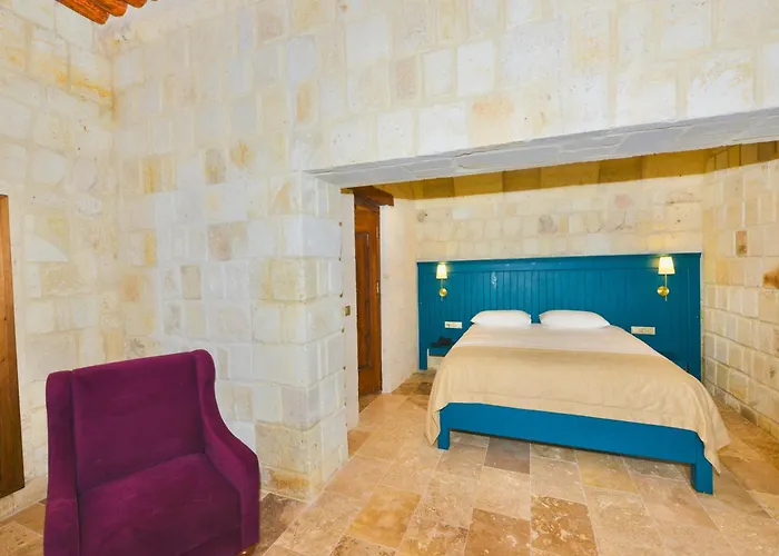 Evanthia Cave Hotell 5*