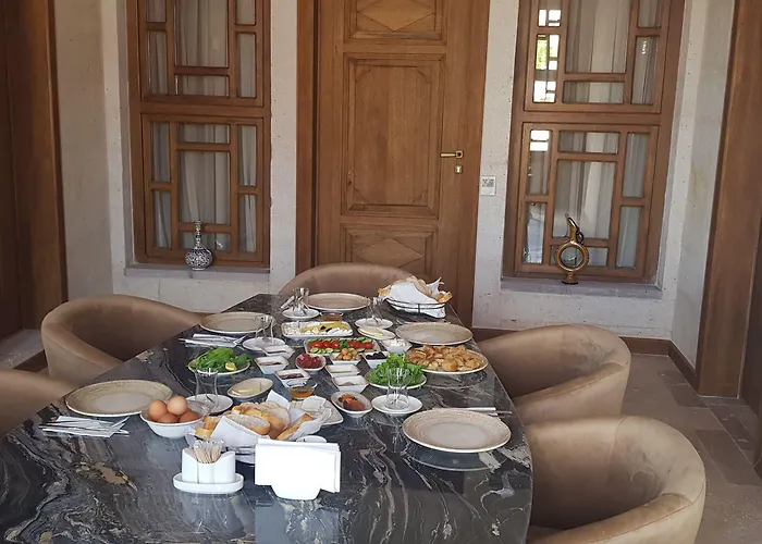 Evanthia Cave Hotel 5*