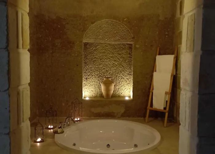 Evanthia Cave Hotel 5*