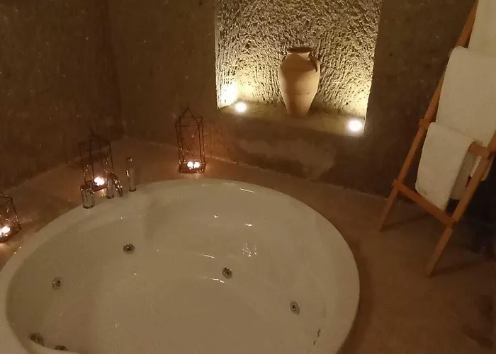 Evanthia Cave Hotell 5*