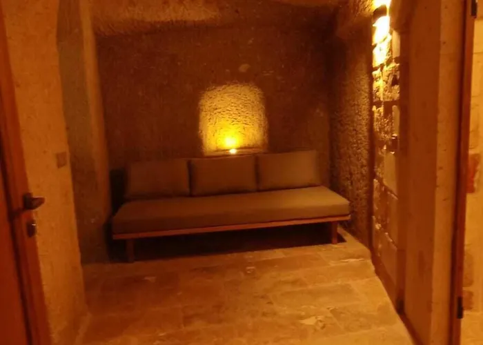 Hotel Evanthia Cave 5*